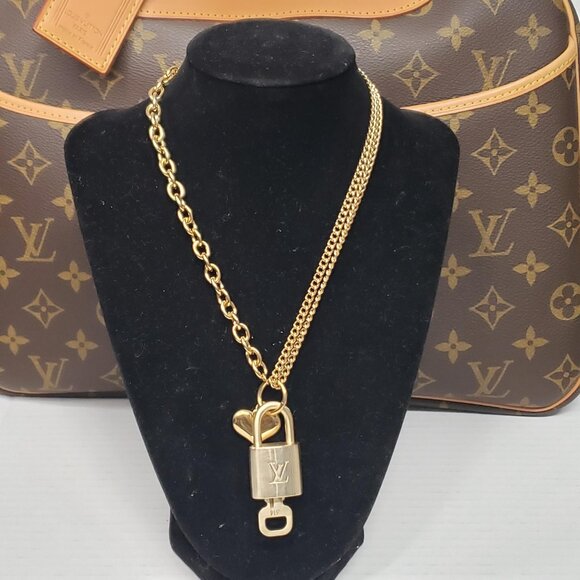 Authentic Louis Vuitton Gold Padlock Pendant w/ unbranded Stainless Steel Chain - Picture 1 of 15